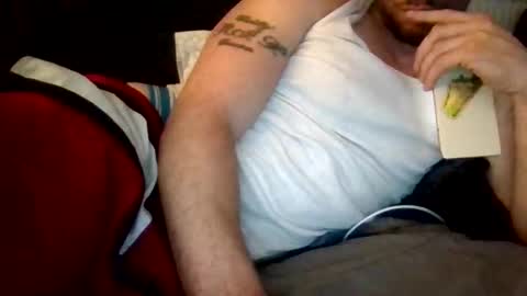 Snapshot of xlpack69 chatting on October 16, 2025, 4:57 am John online show from October 16, 2025, 4:57 am