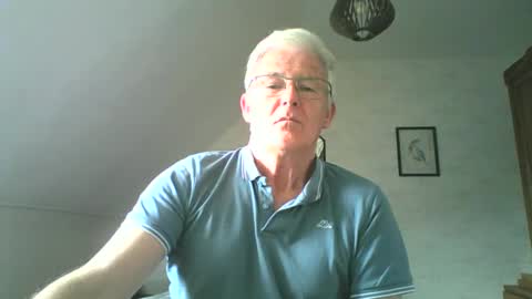 Snapshot of xmaeg3 chatting on March 10, 2025, 9:32 am xmaeg3 online show from March 10, 2025, 9:32 am