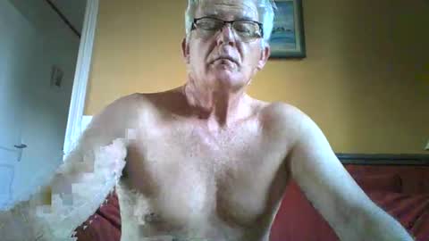 Snapshot of xmaeg3 chatting on November 3, 2025, 8:48 am xmaeg3 online show from November 3, 2025, 8:48 am