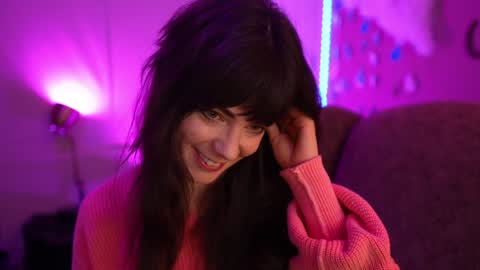 Bella Bondai online show from December 18, 2024, 7:04 am