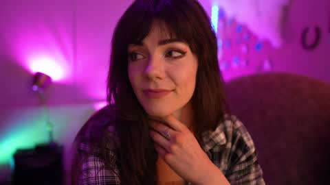 Bella Bondai online show from December 19, 2024, 3:07 am