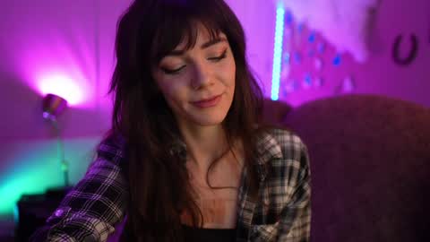 Bella Bondai online show from December 19, 2024, 6:12 am