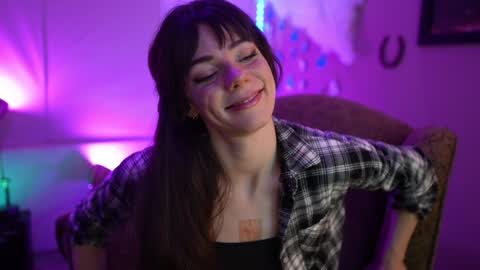 Bella Bondai online show from December 19, 2024, 12:23 pm