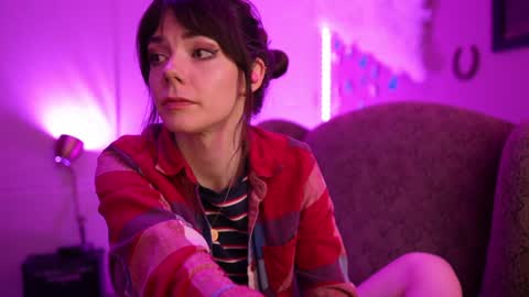 Bella Bondai online show from December 29, 2024, 8:55 am