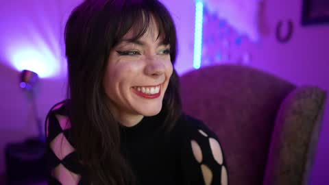 Bella Bondai online show from January 12, 2025, 3:25 pm