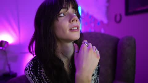 Bella Bondai online show from January 29, 2025, 10:27 am