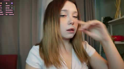 Snapshot of xohanna chatting on November 22, 2025, 6:56 am Milana online show from November 22, 2025, 6:56 am