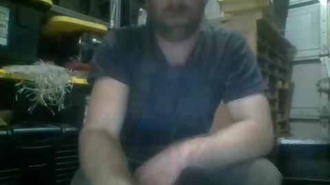 Snapshot of xploringus1 chatting on November 10, 2025, 11:42 am Xploringus online show from November 10, 2025, 11:42 am