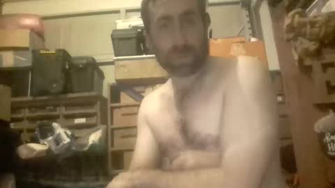 Snapshot of xploringus1 chatting on December 15, 2025, 8:29 am Xploringus online show from December 15, 2025, 8:29 am