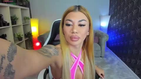 Snapshot of xpuka chatting on October 18, 2025, 5:03 pm xpuka online show from October 18, 2025, 5:03 pm