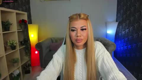 Snapshot of xpuka chatting on November 1, 2025, 5:48 pm xpuka online show from November 1, 2025, 5:48 pm