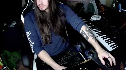 Snapshot of xthedamnedx chatting on November 18, 2025, 1:04 pm GothBF online show from November 18, 2025, 1:04 pm