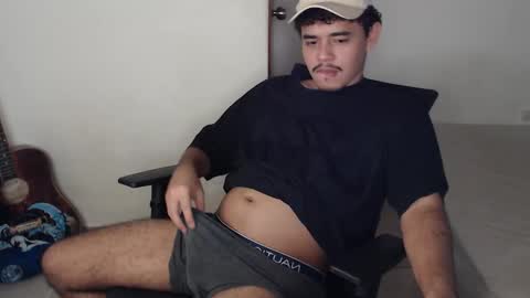 xtranherr online show from December 1, 2025, 3:22 am