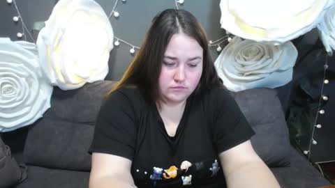 Snapshot of xx_daniella_xx chatting on November 21, 2025, 8:35 am xx daniella xx online show from November 21, 2025, 8:35 am