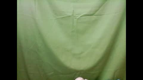 Mariel online show from November 26, 2025, 5:08 am