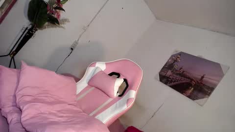 Snapshot of xxbeatrice69xx chatting on March 7, 2025, 11:51 am Xxbeatrice69Xx online show from March 7, 2025, 11:51 am