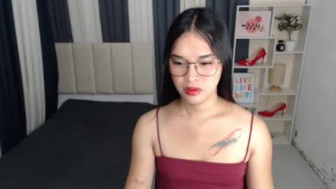 CHLOES ROOM online show from September 8, 2025, 5:56 pm