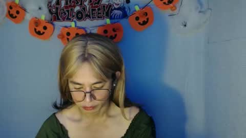 Snapshot of xxednathefuckgirlxx chatting on October 23, 2025, 4:45 am xxednathefuckgirlxx online show from October 23, 2025, 4:45 am