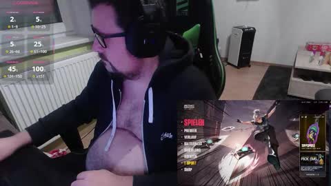 xxevoker online show from November 30, 2025, 8:57 pm