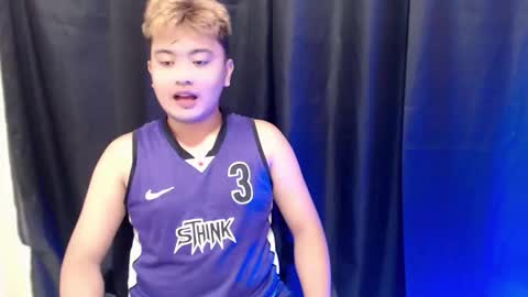 Loyd online show from November 2, 2025, 12:51 pm