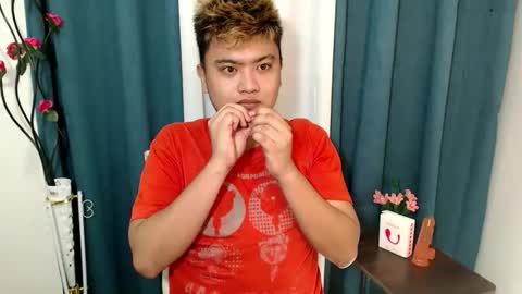 Loyd online show from December 15, 2025, 4:22 pm