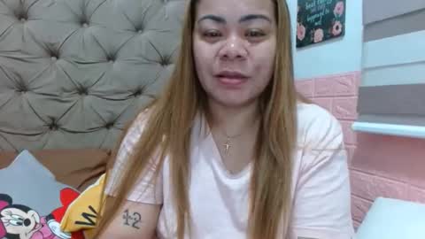 Snapshot of xxkryzelxx chatting on October 21, 2025, 5:13 pm Dhel online show from October 21, 2025, 5:13 pm