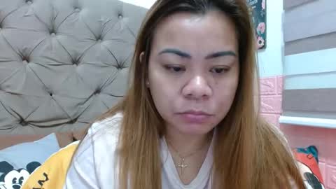 Snapshot of xxkryzelxx chatting on November 26, 2025, 6:20 pm Dhel online show from November 26, 2025, 6:20 pm