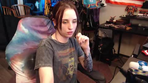 Snapshot of xxlilithmoonxx chatting on October 6, 2025, 3:04 am Lilith online show from October 6, 2025, 3:04 am