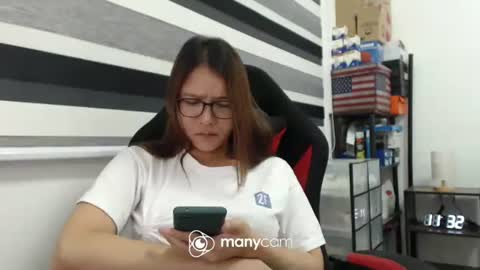  Kaycee  online show from January 22, 2025, 3:29 pm