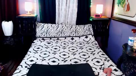 Snapshot of xxqueenofperfectionxx chatting on January 18, 2025, 7:37 pm urperfection kelly online show from January 18, 2025, 7:37 pm