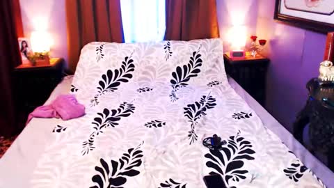 Snapshot of xxqueenofperfectionxx chatting on February 3, 2025, 10:03 am urperfection kelly online show from February 3, 2025, 10:03 am