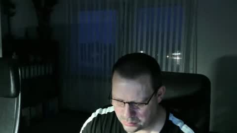 Eddi online show from December 15, 2025, 6:50 am