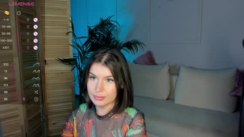 Snapshot of xxviktoryqueenxx chatting on December 6, 2024, 12:56 am Vi online show from December 6, 2024, 12:56 am