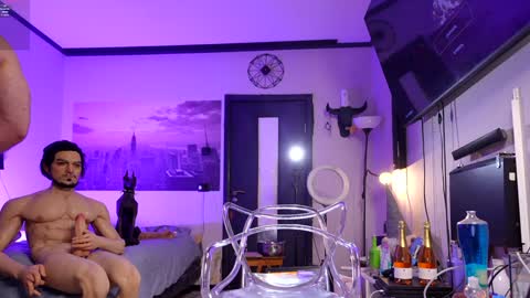     online show from October 30, 2025, 11:11 am