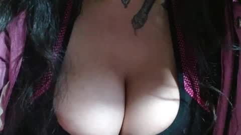 Snapshot of xxx_morena chatting on January 6, 2025, 2:14 pm   LILI  online show from January 6, 2025, 2:14 pm