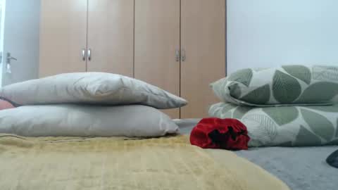 Snapshot of xxxbustybabe27x chatting on February 11, 2025, 12:05 pm Ayanda online show from February 11, 2025, 12:05 pm