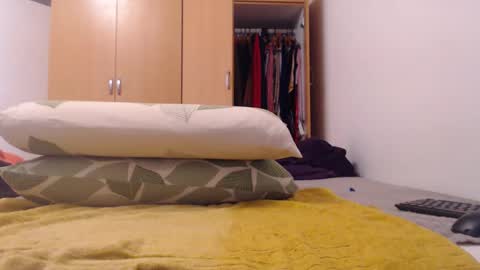 Snapshot of xxxbustybabe27x chatting on February 14, 2025, 1:51 pm Ayanda online show from February 14, 2025, 1:51 pm