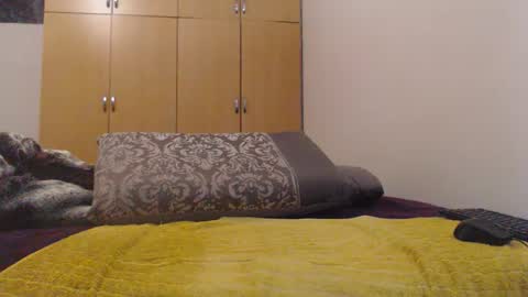 Ayanda online show from November 12, 2025, 1:44 pm