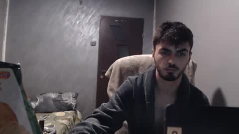 xxxdonpuiuuxxx online show from October 29, 2025, 4:42 pm