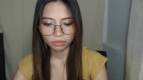 Snapshot of xxxforyouonlyxxx chatting on November 11, 2025, 3:34 pm inday pinay online show from November 11, 2025, 3:34 pm