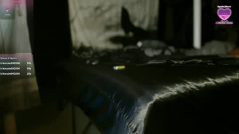 Snapshot of xxxjrstrokesxxx chatting on November 24, 2025, 4:23 am xxxjrstrokesxxx online show from November 24, 2025, 4:23 am