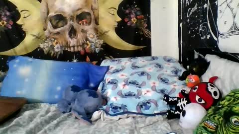 Snapshot of xxxmistymoansxxx chatting on November 12, 2025, 9:32 am Misti online show from November 12, 2025, 9:32 am