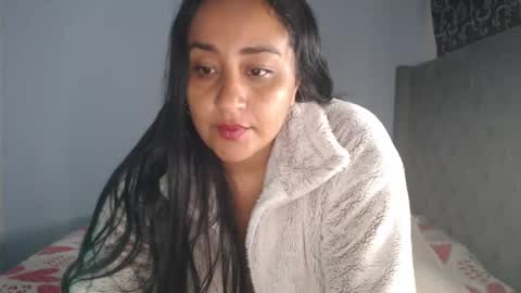 Lunhaa   online show from September 13, 2025, 10:26 am