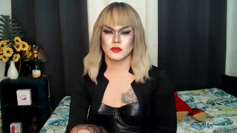 Snapshot of xyournightmarequeenx chatting on January 26, 2025, 6:16 pm QueenMarina online show from January 26, 2025, 6:16 pm