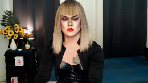 Snapshot of xyournightmarequeenx chatting on February 10, 2025, 7:58 am QueenMarina online show from February 10, 2025, 7:58 am