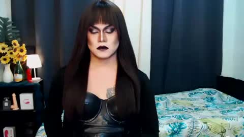 Snapshot of xyournightmarequeenx chatting on September 21, 2025, 3:13 pm QueenMarina online show from September 21, 2025, 3:13 pm