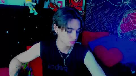 xzerox_ online show from October 22, 2025, 1:39 am