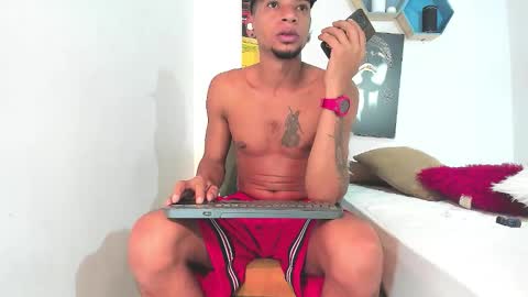 Snapshot of y0ung_master_ chatting on October 28, 2025, 4:16 am Sr. Y0ung Master online show from October 28, 2025, 4:16 am