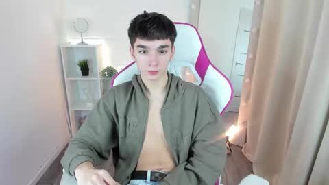 yamitwink online show from November 16, 2025, 5:24 am