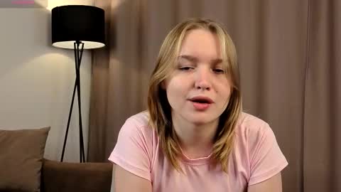 Snapshot of yangsperanza chatting on October 6, 2025, 2:03 pm Kate online show from October 6, 2025, 2:03 pm